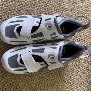 Pearl Izumi Interface Cycling Shoes w/ Delta Clips